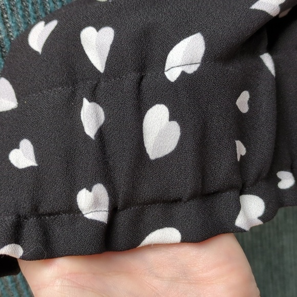 Ann Taylor Heart Print Capri Pants - Picture 14 of 15